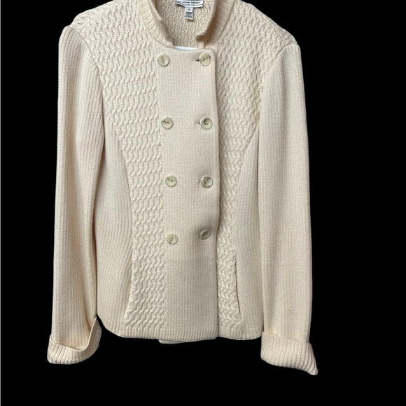St. John Sport ivory sweater size S - Picture 8 of 16